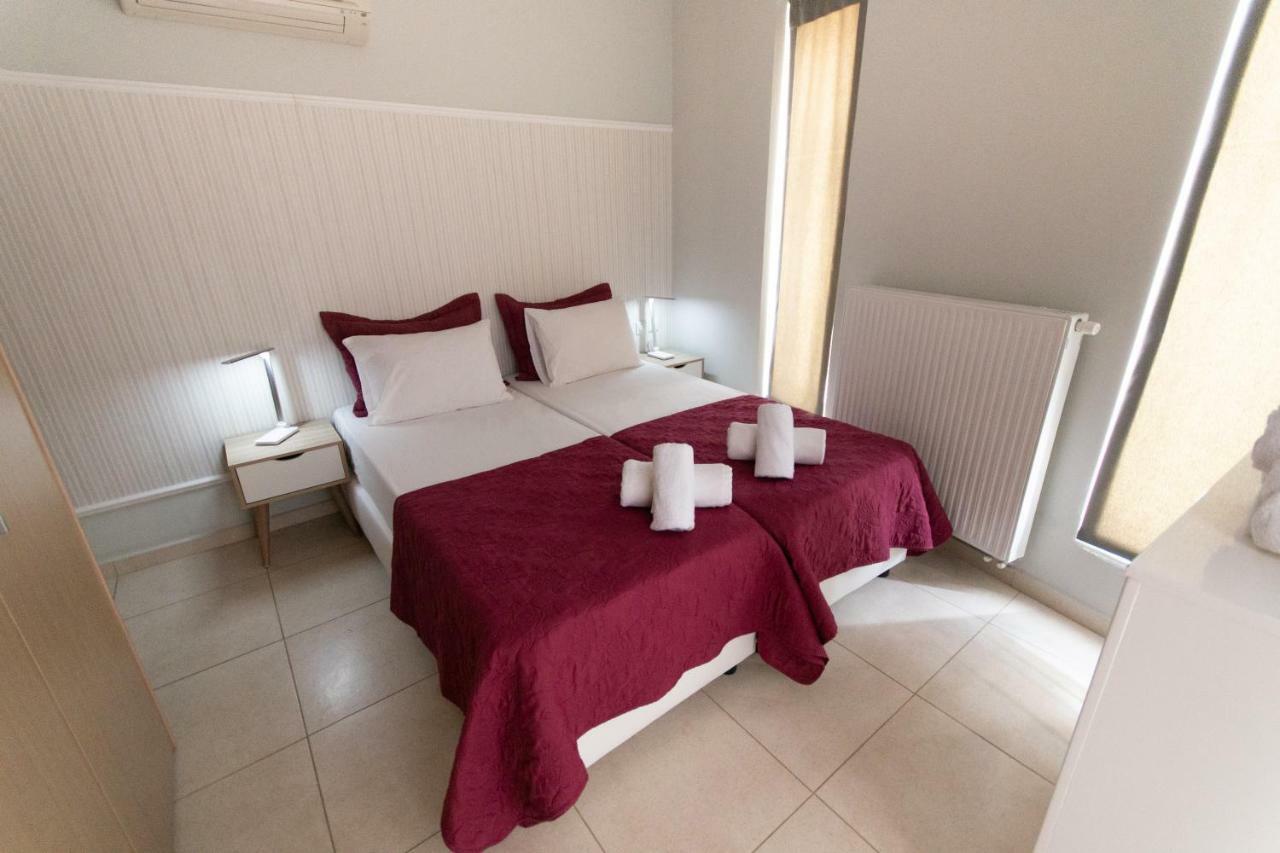 Spacious Fully Equipped 3Bd 2Bath Apt In The Heart Of City With Balconies Ac And Fast Wifi #2 Ираклио Екстериор снимка