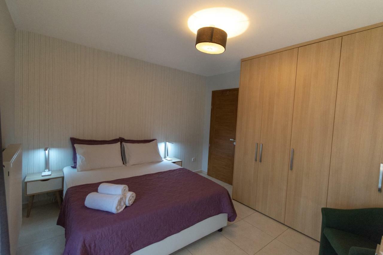 Spacious Fully Equipped 3Bd 2Bath Apt In The Heart Of City With Balconies Ac And Fast Wifi #2 Ираклио Екстериор снимка
