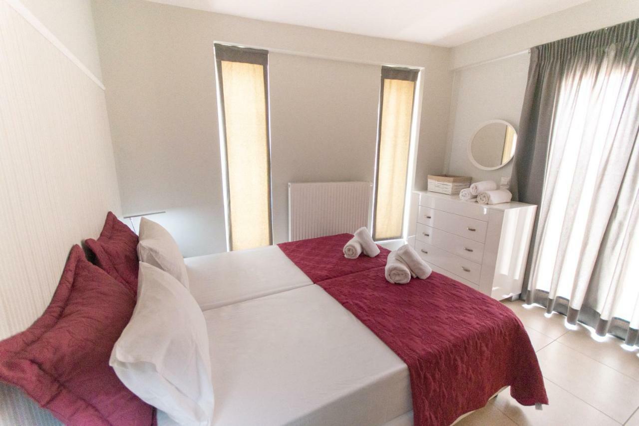 Spacious Fully Equipped 3Bd 2Bath Apt In The Heart Of City With Balconies Ac And Fast Wifi #2 Ираклио Екстериор снимка